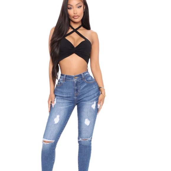 NWT Fashion Nova Black Knot About You Ribbed Halter Crop Top Size Small - Picture 2 of 8